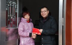 云顶国际yd888走访慰问困难员工