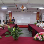心存感恩，，，，，，一路同行——新竹高于旧竹枝，，，，，，全凭老干为扶持
