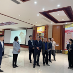 内蒙古包头市青山区委副书记、区政府区长白云喜一行领导莅临我司考察调研